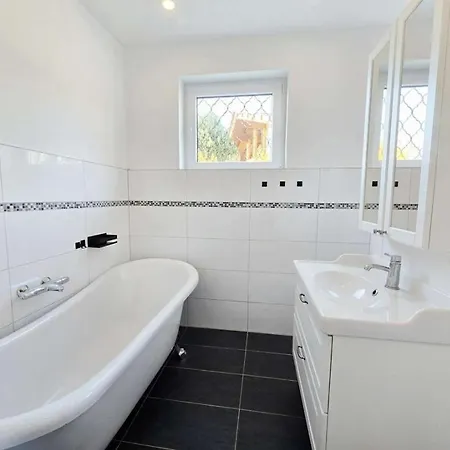 Steini's Am Sonnenhuegel * Treffling